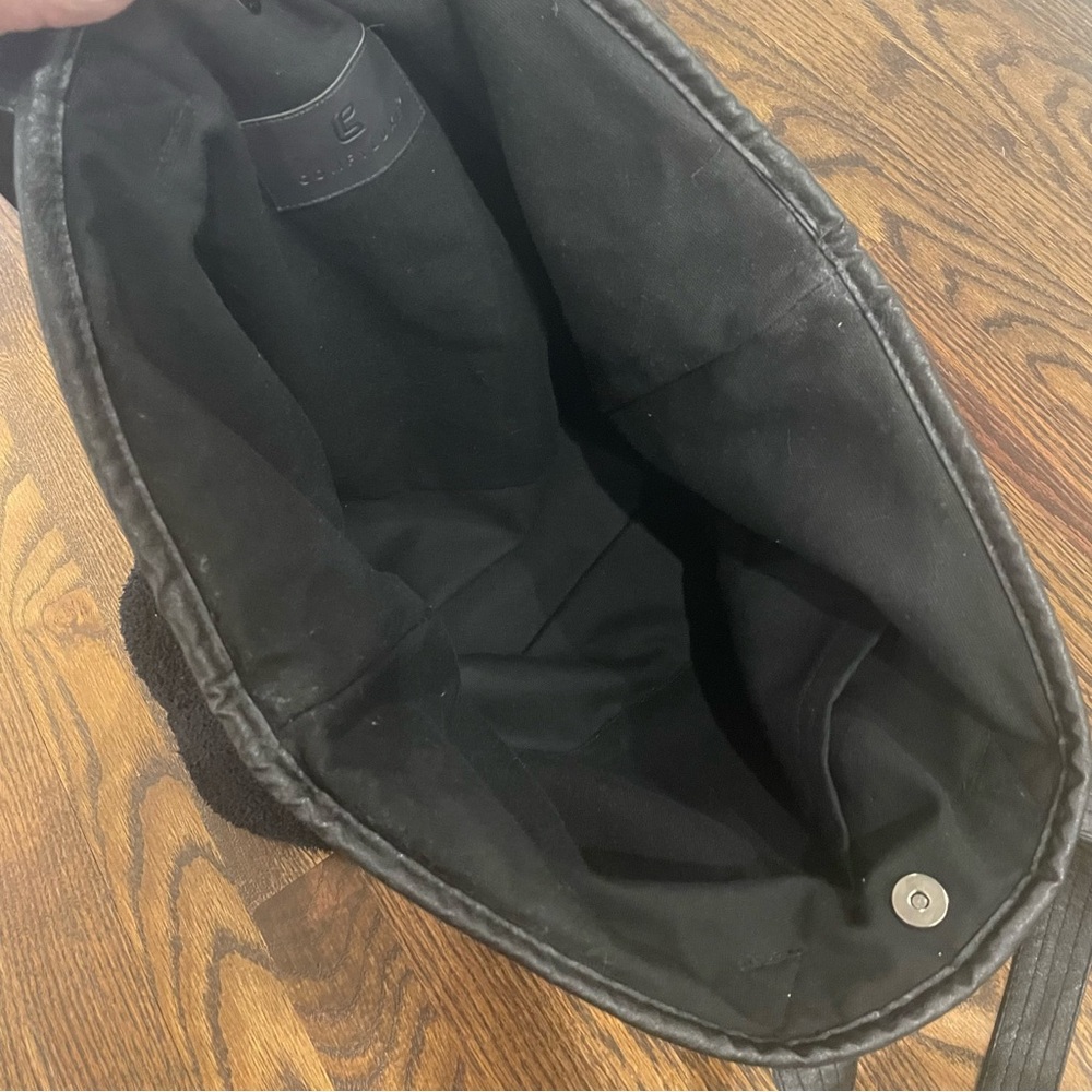 COMFYLUXE Smiley Sherpa Tote Black Fuzzy Canvas Lined Smile Face Bag - Picture 10 of 11